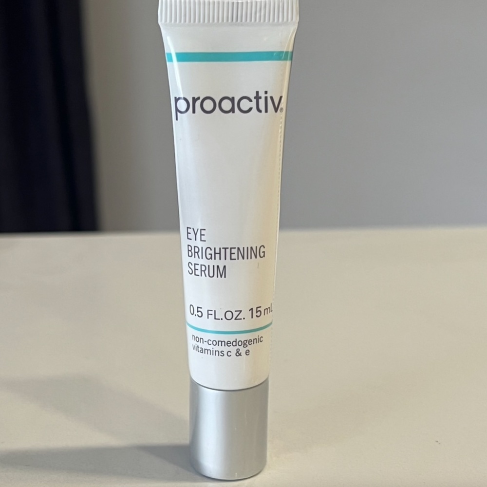 *NEW* sealed Proactiv Eye Brightening Serum, 0.5 oz/15 ml